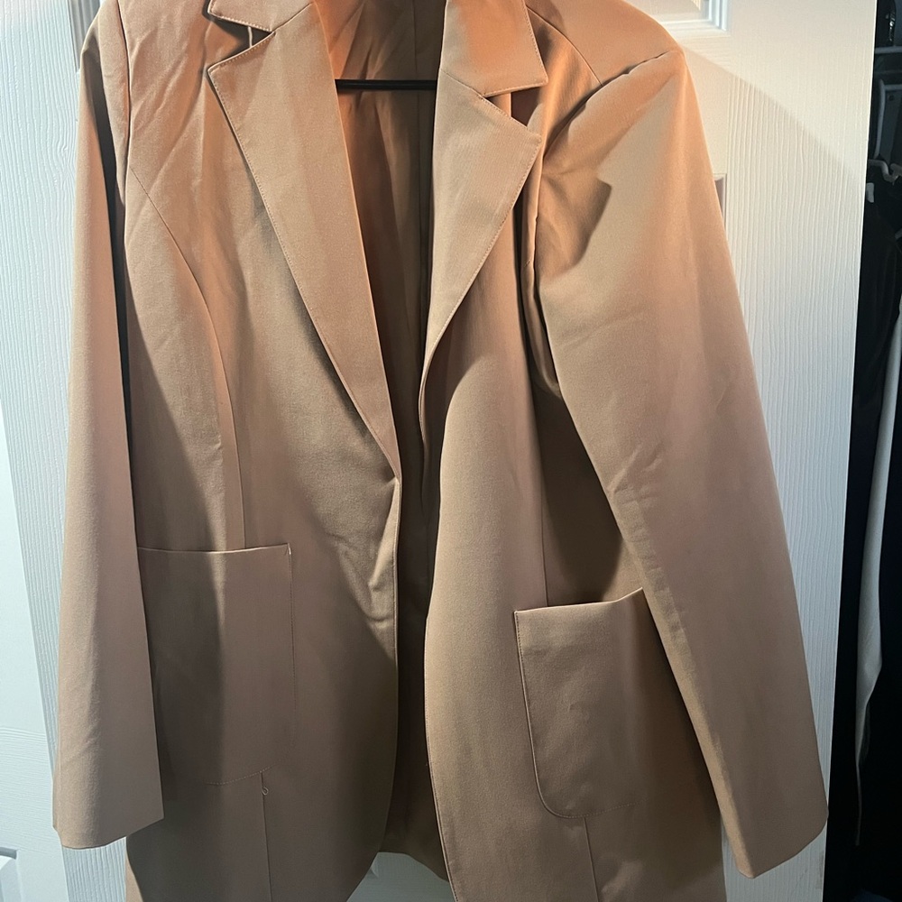 Women's Tan Blazer